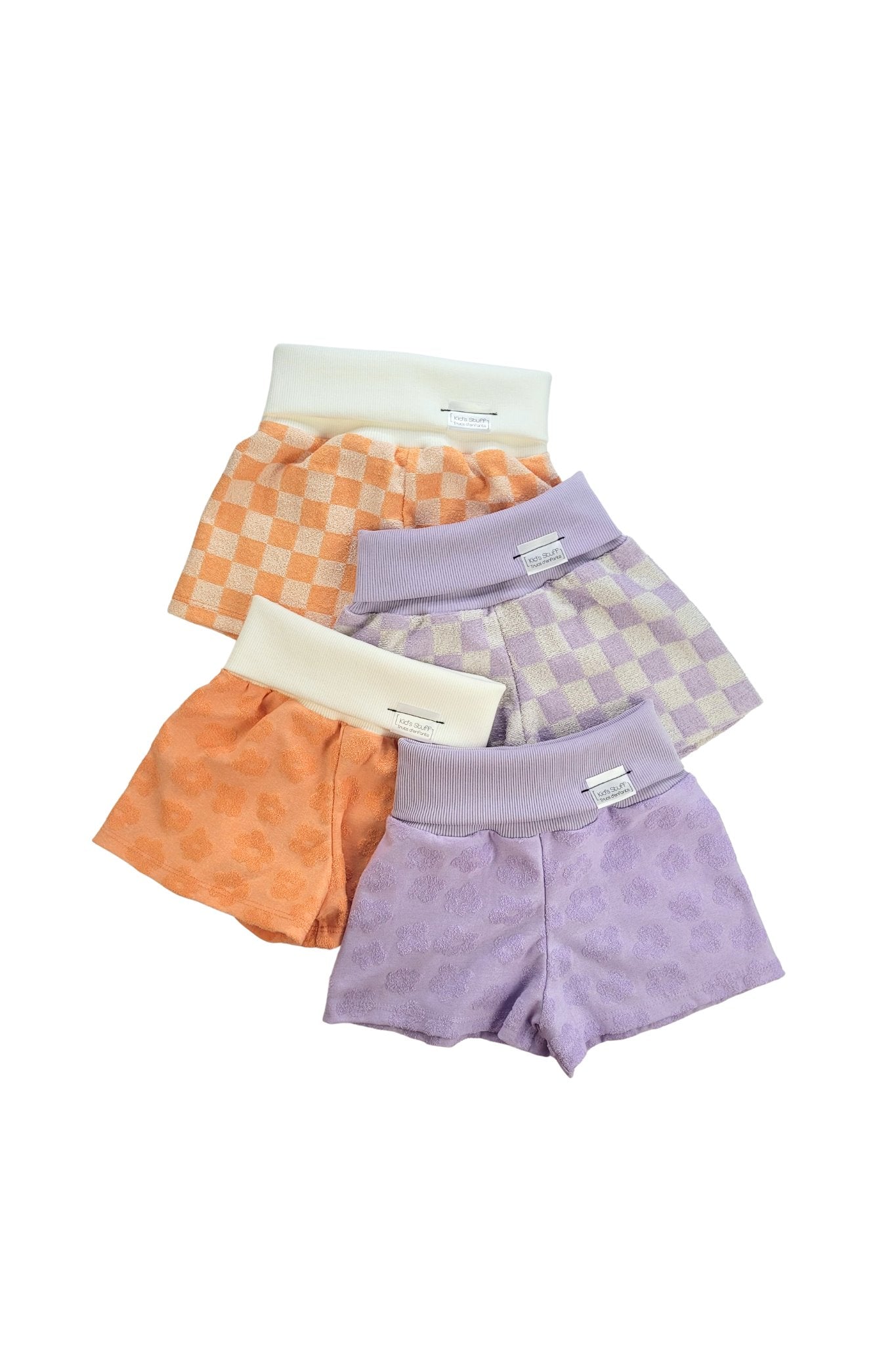 Discover our Grow-With-Me Shorts – gender-neutral, eco-friendly, and perfect for summer. Made from soft terry fabric, ideal after the beach, pool, or bath. Handmade in Montreal.