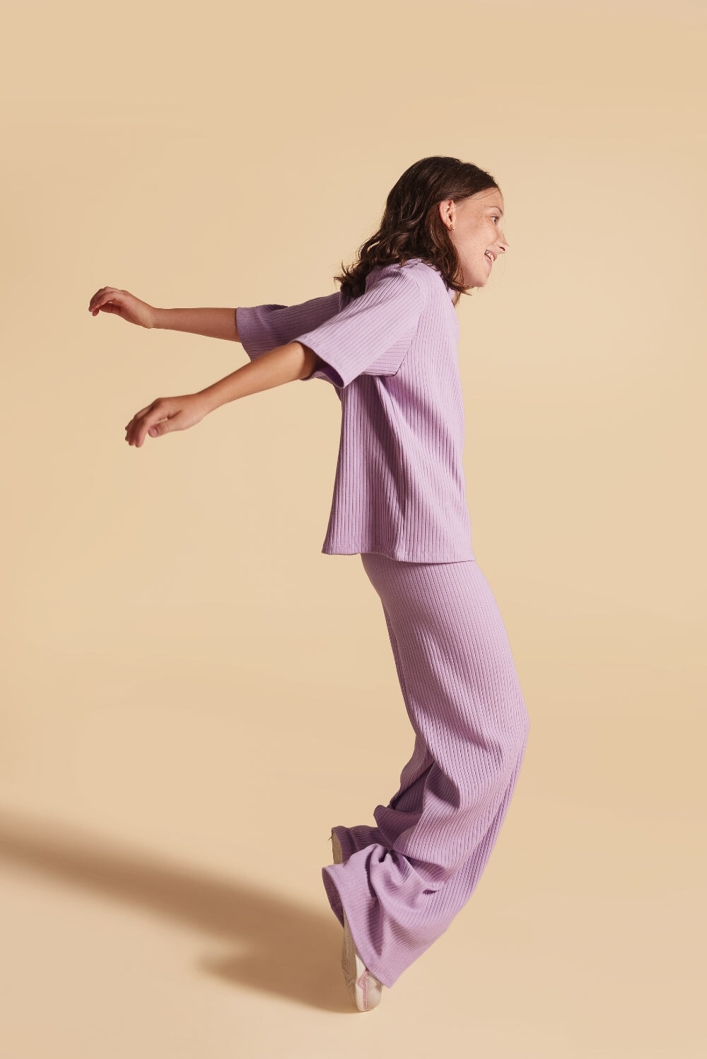 Discover our Danny Wide Leg Grow-With-Me Pants – gender-neutral, stylish, and ultra-comfortable. Adjustable fit, premium fabric, and handmade in Montreal.