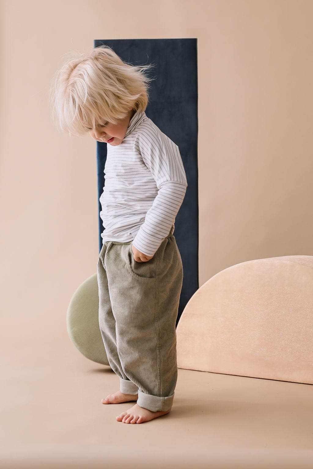 Grow with me Corduroy Pants | Sage Kid's Stuff [Trucs d'enfants] 